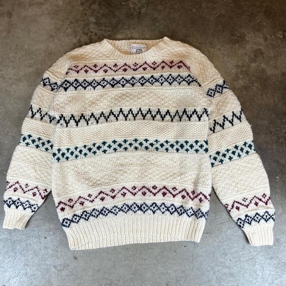 American Vintage Other - Vintage 90s 100% wool Cream and multi-coloured vintage knit sweater